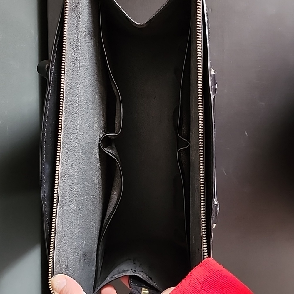 Authentic Louis Vuitton Riviera Epi Black - Picture 9 of 12